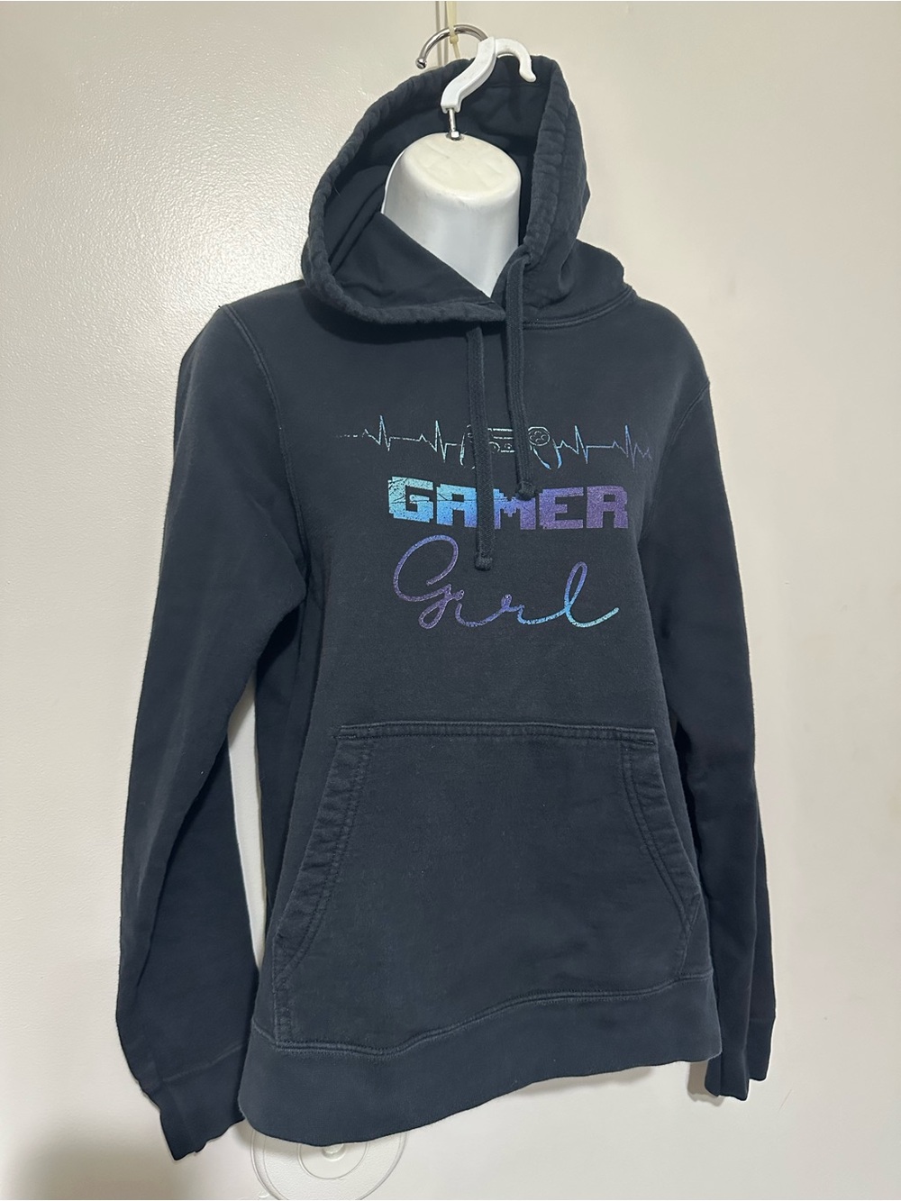 Port & Company “Gamer Girl” Black Pullover Hoodie Size S Graphic Sweatshirt